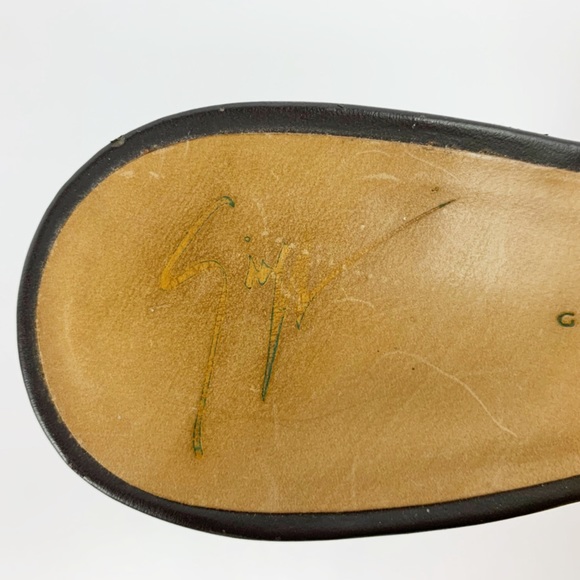 GIUSEPPE ZANOTTI / PISSI GOLD ANKLET SANDALS - Picture 5 of 6